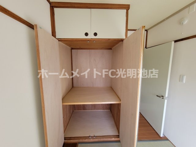 UR泉北桃山台１丁19号棟の収納