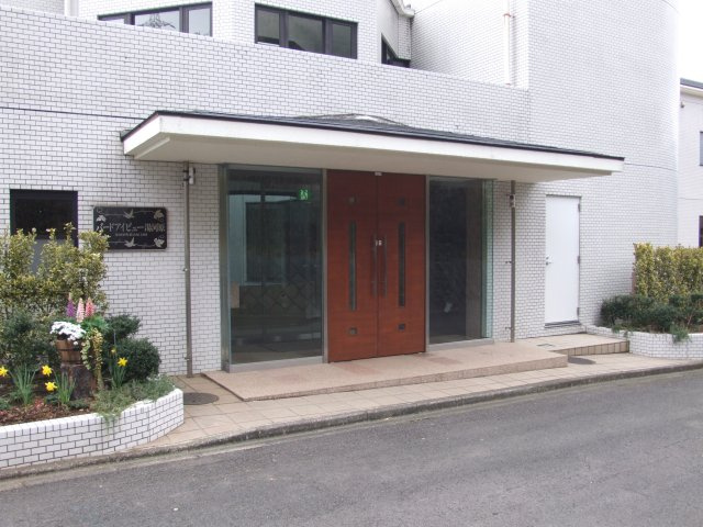 バードアイビュー湯河原のエントランス