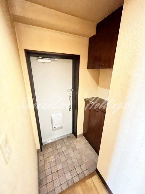 藤沢市辻堂１丁目の賃貸マンションの玄関
