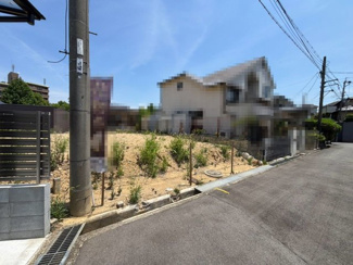 【前面道路含む現地写真】 | 【ご内覧可能♪】ご内覧をご希望の際は是非、イエストアまでお問合せ下さい♪