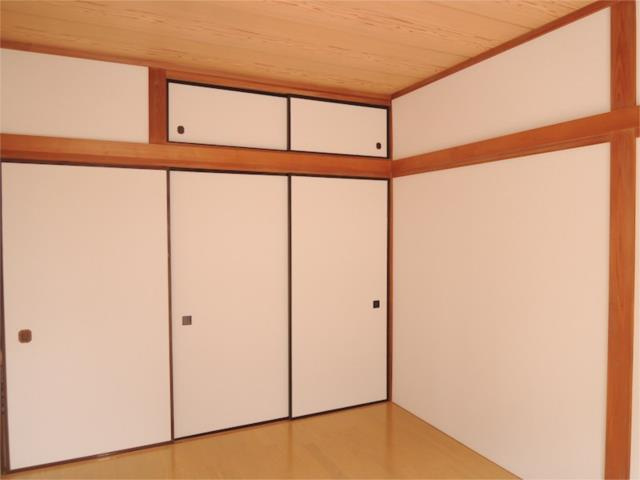 川崎市多摩区菅４丁目のアパートの和室