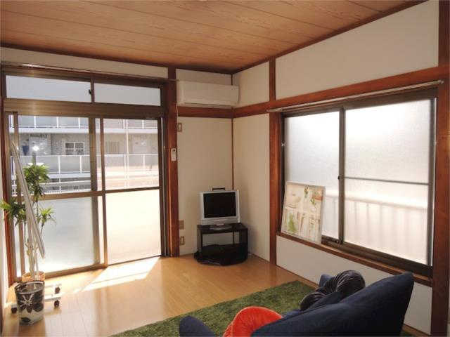 川崎市多摩区菅４丁目のアパートの和室