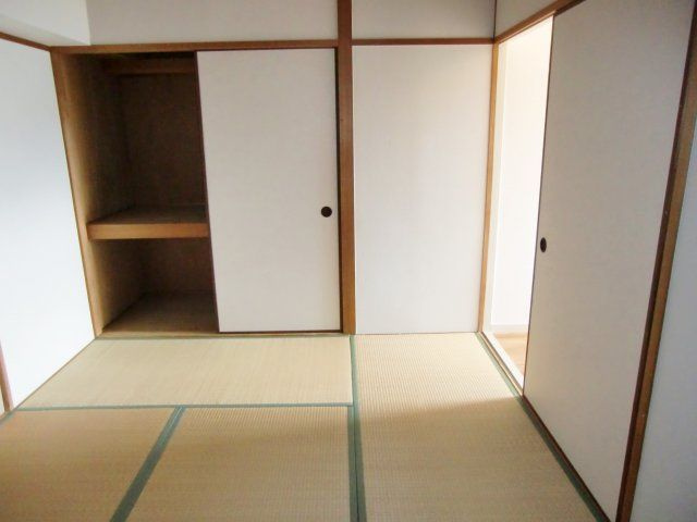ライフイン光菊の和室