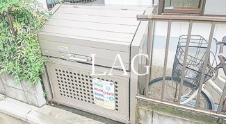 【その他共用部分】 | フラットS | 敷地内ゴミ捨て場です。