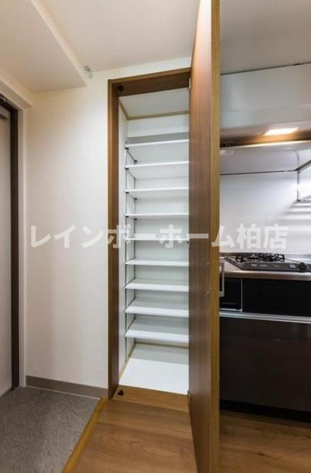 特典：仲介手数料が50％OFFです‼の玄関|ゆったりとした玄関です