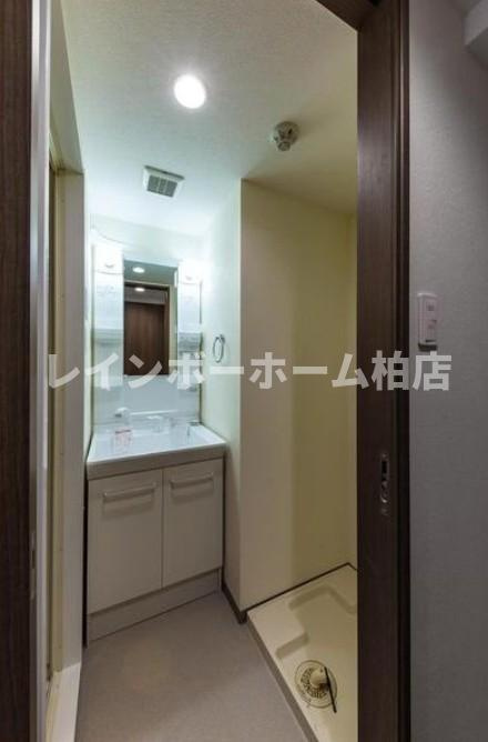 特典：仲介手数料が50％OFFです‼の洗面所|独立洗面台です