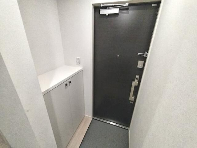 ソレイユ目白台の玄関