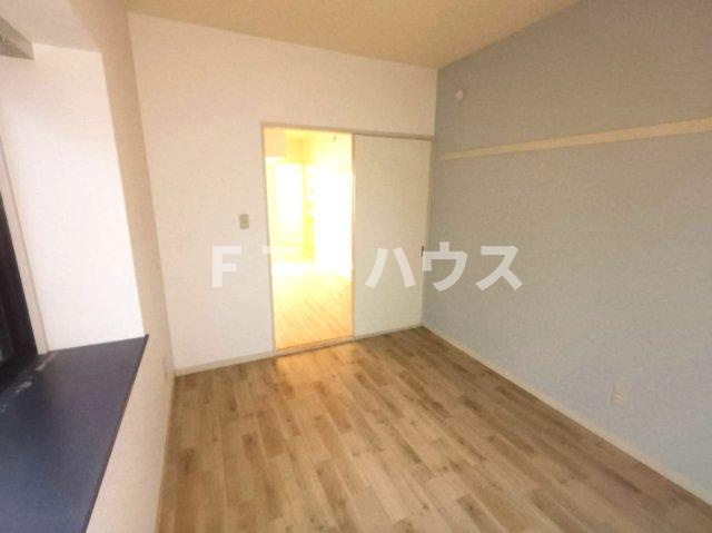 ハイライズ西船弐番館の洋室