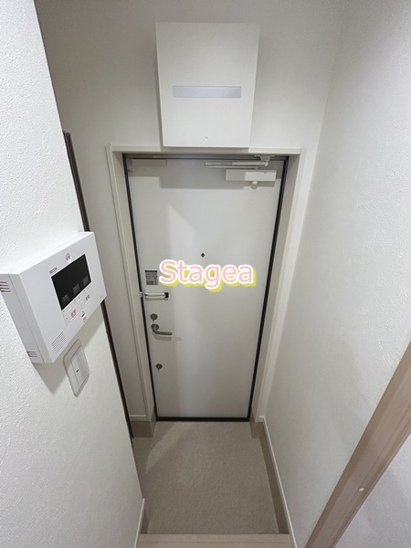 キャメル大成の玄関