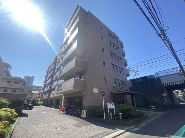 レジェンド東日暮里WESTの外観
