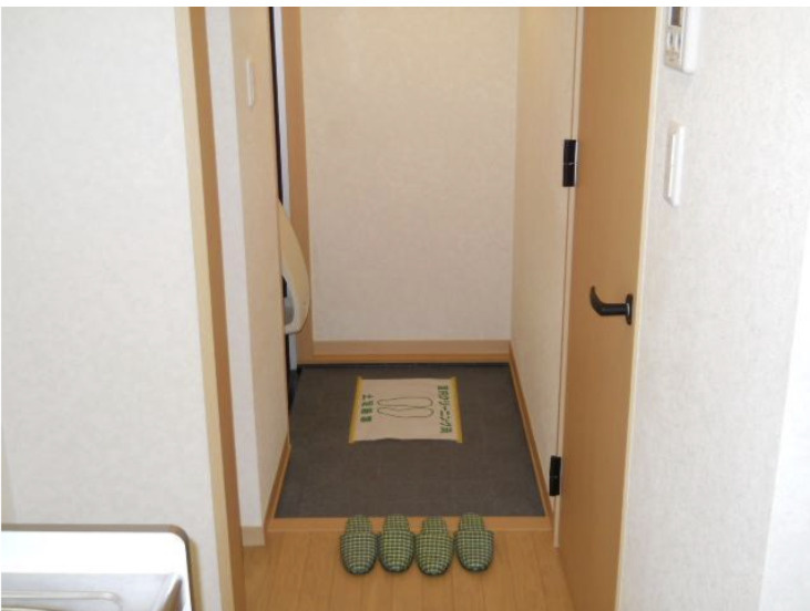 アムパルク羽根木の玄関