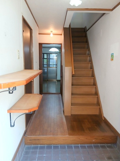 【玄関】 | 長尾元町３丁目　中古一戸建て