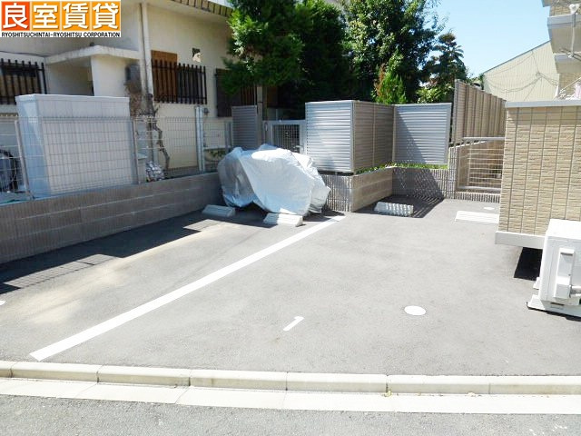 【駐車場】 | カメリア　A棟