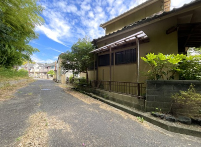 【前面道路含む現地写真】 | 京田辺市薪長尾谷　注文住宅　建築条件なし　土地