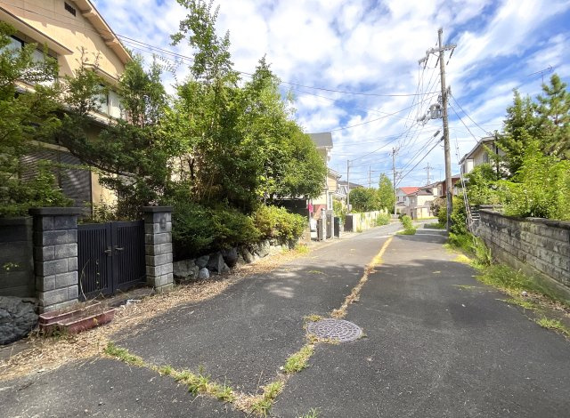 【前面道路含む現地写真】 | 京田辺市薪長尾谷　注文住宅　建築条件なし　土地