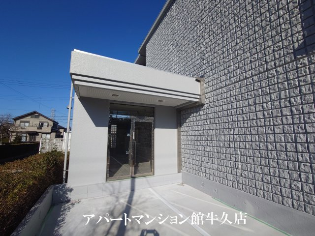 リブレス牛久のエントランス