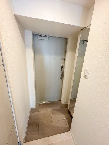  エグゼ難波ザ・ゲートの玄関