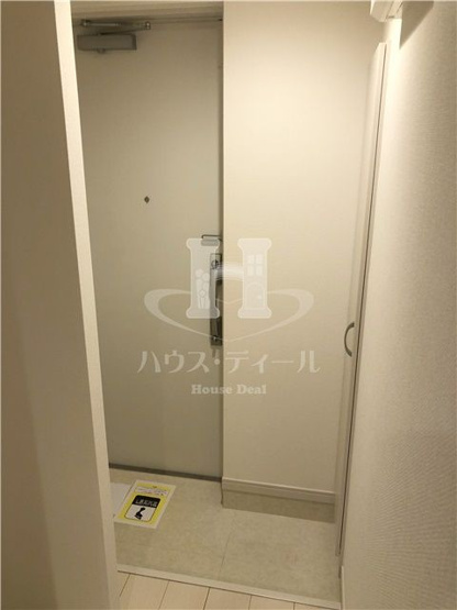 【玄関】 | リブリ・エステラ | きれいな玄関です