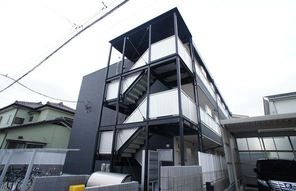 【外観】 | リブリ・エステラ | 落ち着いた雰囲気の外観です