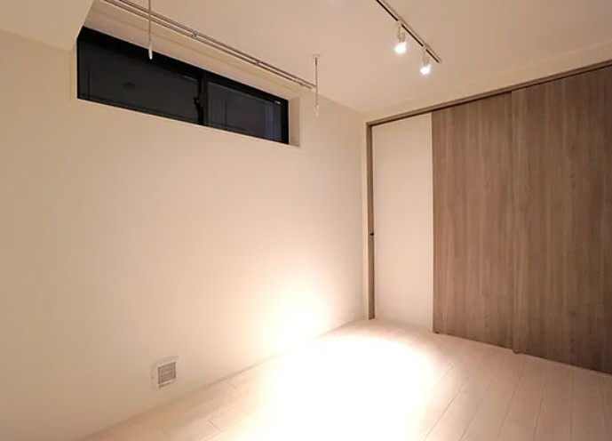 CREATIF池袋本町の洋室
