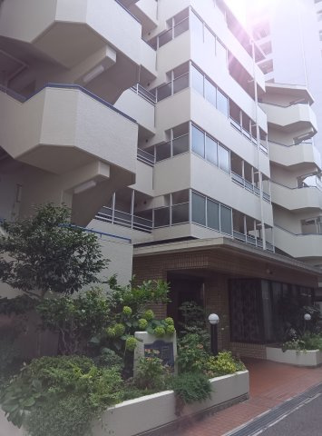 芦屋シティハイツの外観
