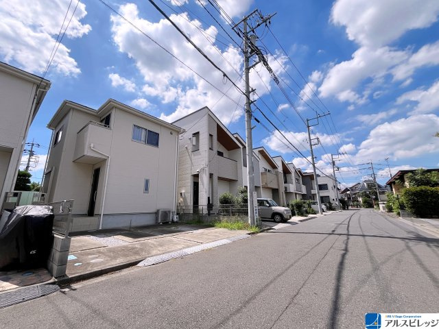 中古／入間郡三芳町藤久保の前面道路含む現地写真|区画整理エリア（前面道路6ｍ）