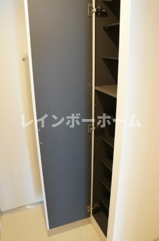リブリ・ブランチ・サワダの収納