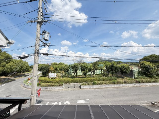 橿原市東坊城町の前面道路含む現地写真