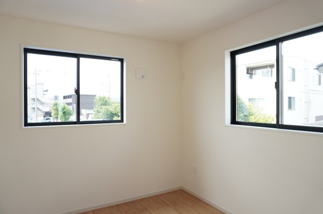草加市稲荷4丁目 新築分譲住宅 の洋室|4.5帖
