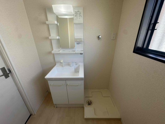 日本橋マンションの独立洗面台