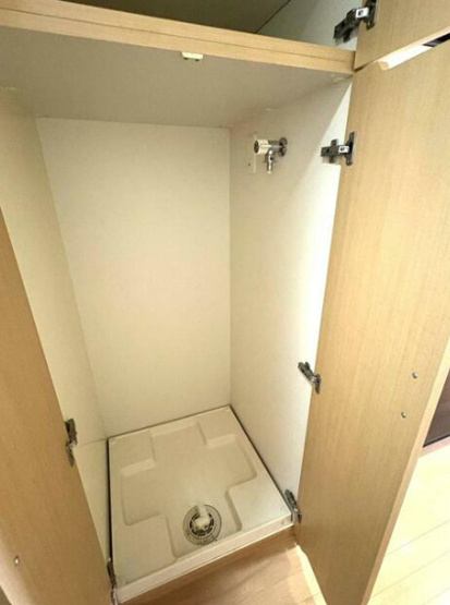【設備】 | ルーブル多摩川伍番館 | 洗濯機置き場です
