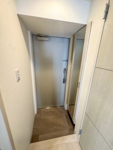  エグゼ難波ザ・ゲートの玄関