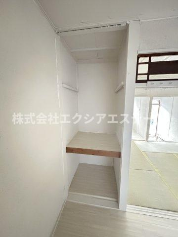 稲葉元町1丁目テラスハウスの収納