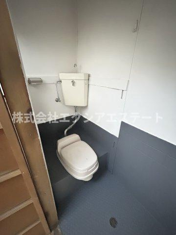 稲葉元町1丁目テラスハウスのトイレ