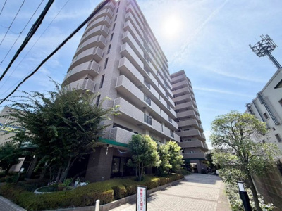 【外観】 | ルネ泉大津ロイヤルコート | 親切・丁寧を心がけ、お客様目線で物件探しのお手伝いをさせて頂きます♪お気軽にお問い合わせください！