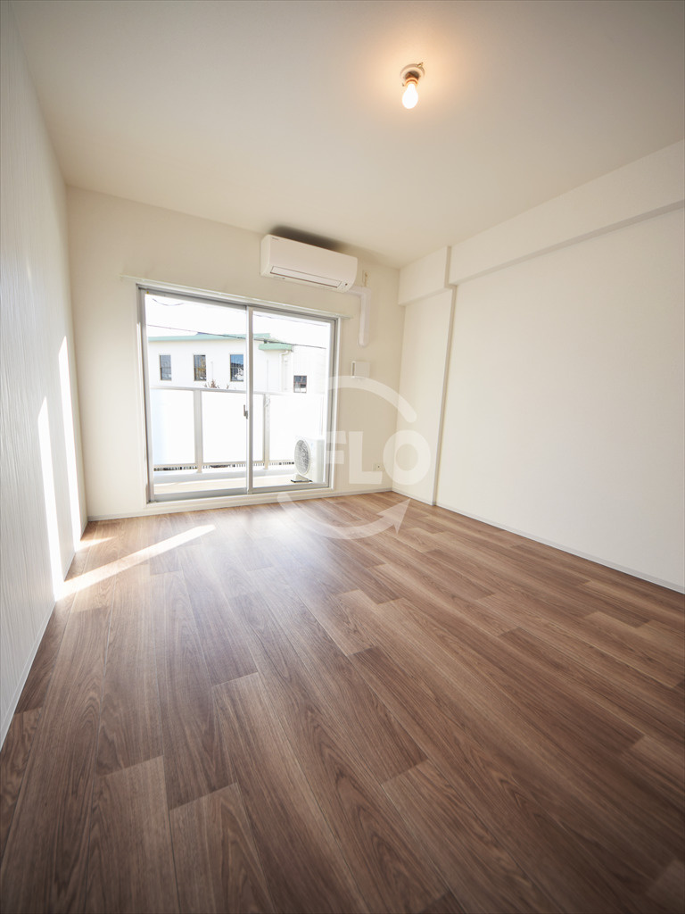 LIVIAZ NAMBA AIRYの居間・リビング|FDS NAMBA AIRY（エアリー）　洋室