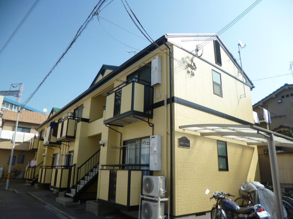 明石市西明石西町１丁目のアパートの外観