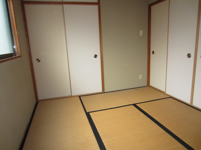 【寝室】