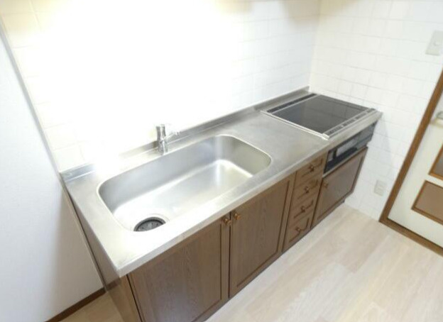 調布市多摩川５丁目の賃貸マンションのキッチン
