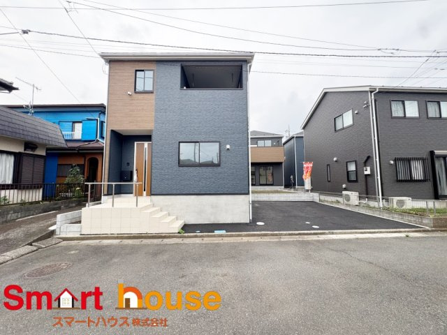 相模原市南区磯部第58　新築全4棟の前面道路含む現地写真|お住まいの前面道路が広いと駐車が楽になり、陽当たりも遮られないので明るく居心地の良いお家になります♪