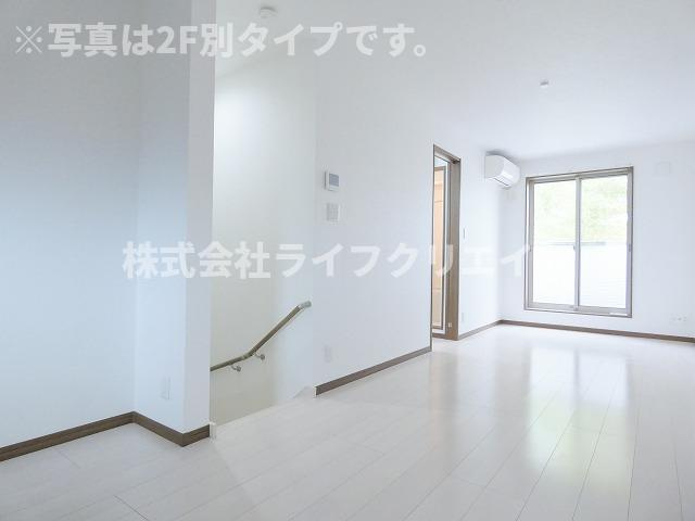 CHELSEA日野の居間・リビング|※写真は2F