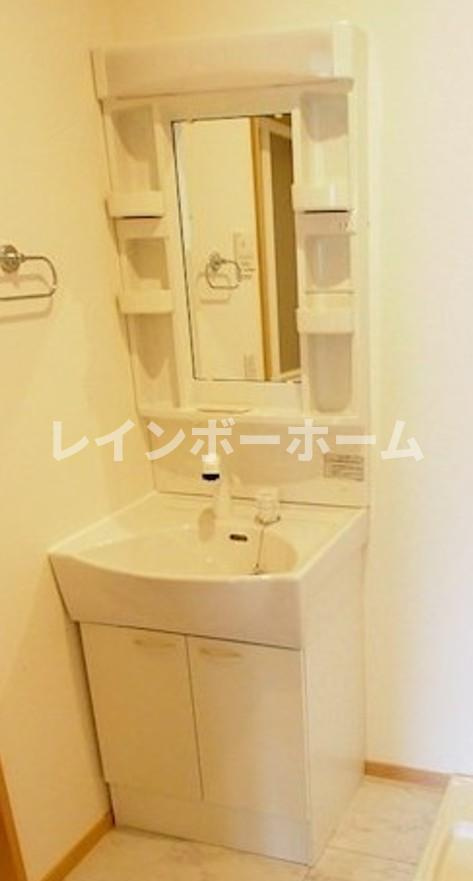 アビテヴェール志木A棟の独立洗面台