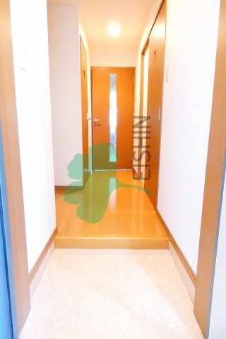 コンフォート博多の玄関|下駄箱もしっかりついてます！
