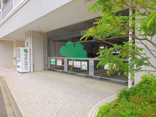 エンクレストNEO博多駅南(エンクレストネオ博多駅南)の駐車場