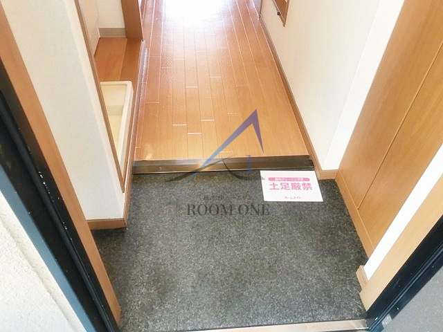 ＳＵＮ　ＣＲＯＳＳ　ＲＯＡＤの玄関|玄関です。