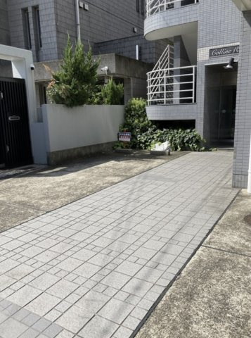 コリーヌ代官山のエントランス