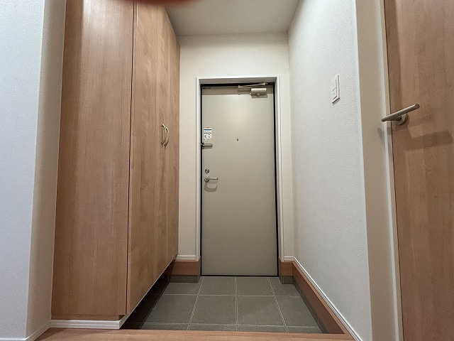 【玄関】