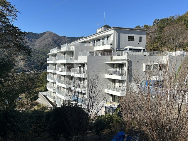バードアイビュー湯河原の外観