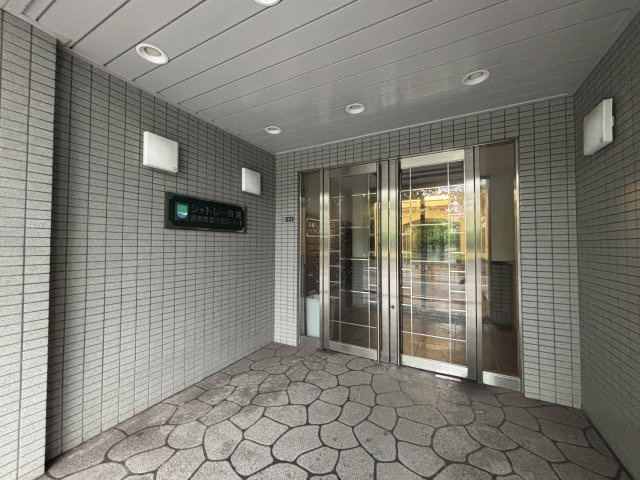 【エントランス】