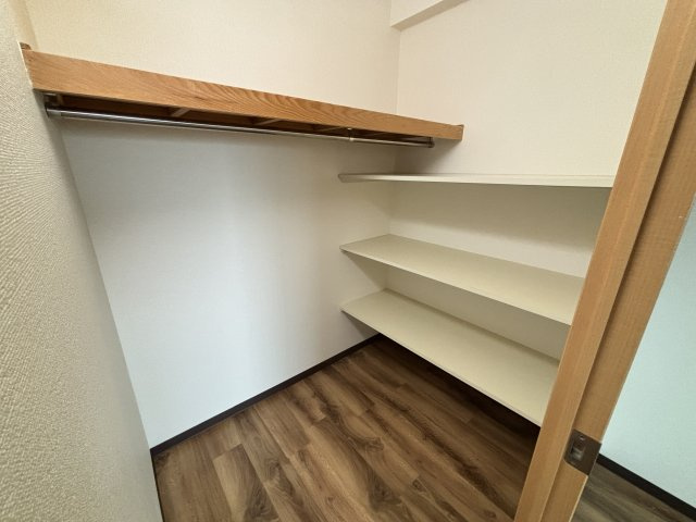 グラウンハイツの収納